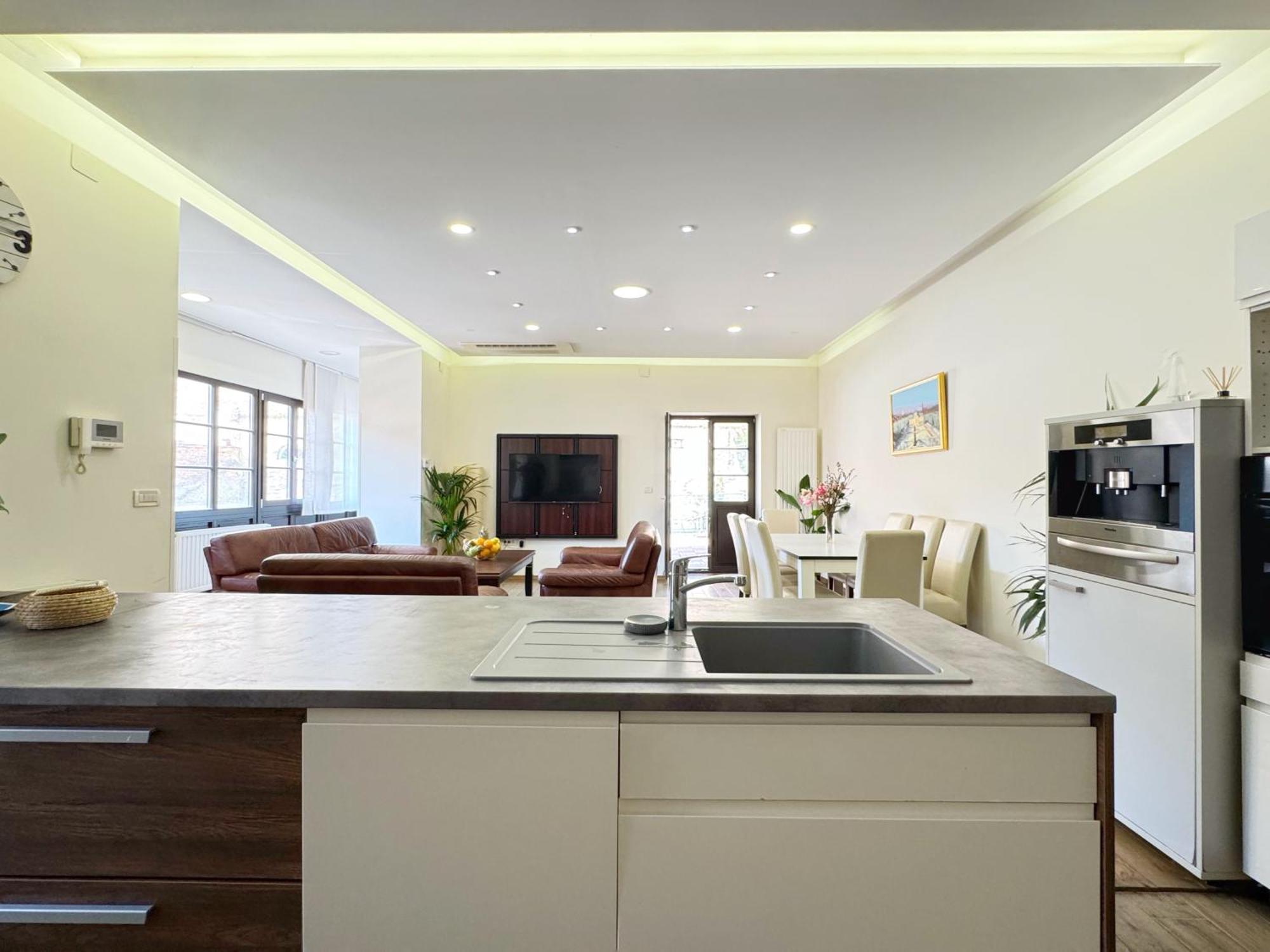 Plaza Apartments ซาเกร็บ ภายนอก รูปภาพ